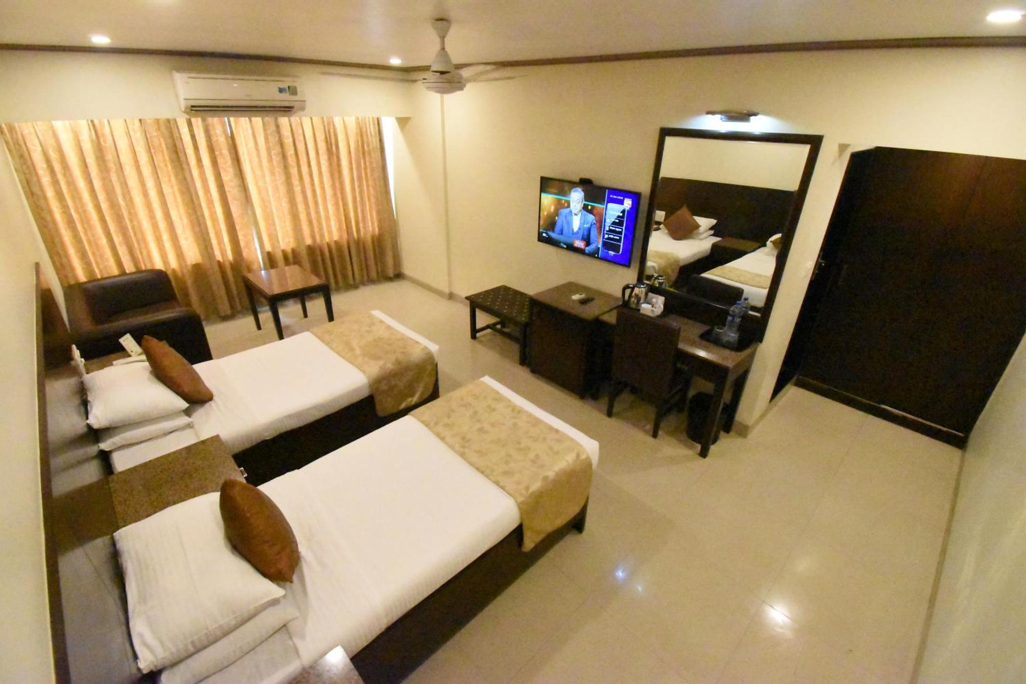 Hotel Kings International Juhu Bombay Esterno foto